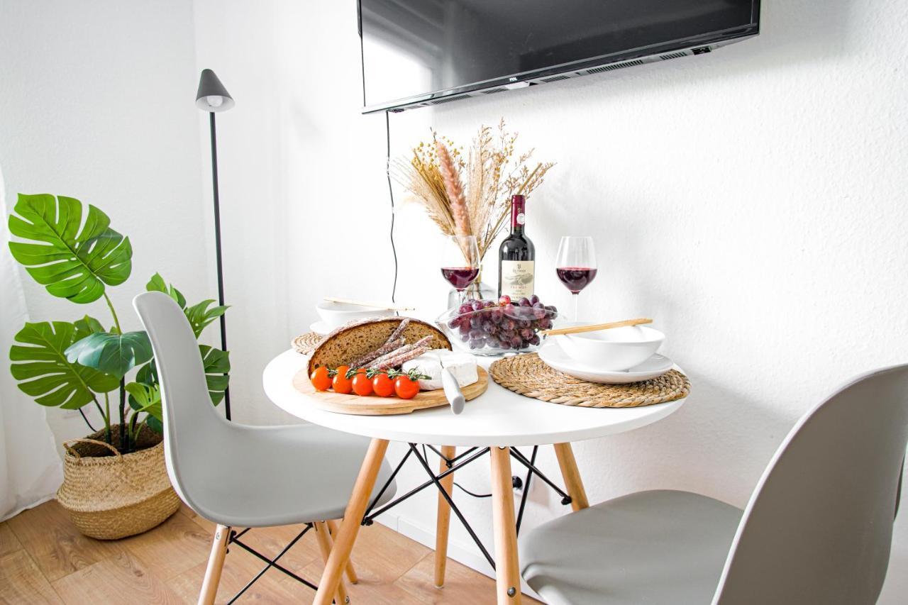 Homefy Heaven - Self Check-in - Free Parking - Elevator Appartement *